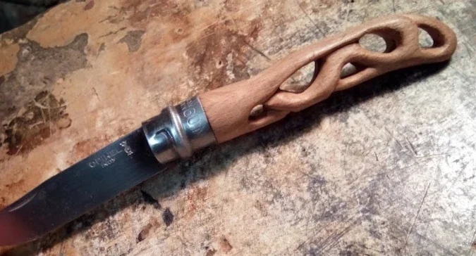 Manche de couteau nœud celtique